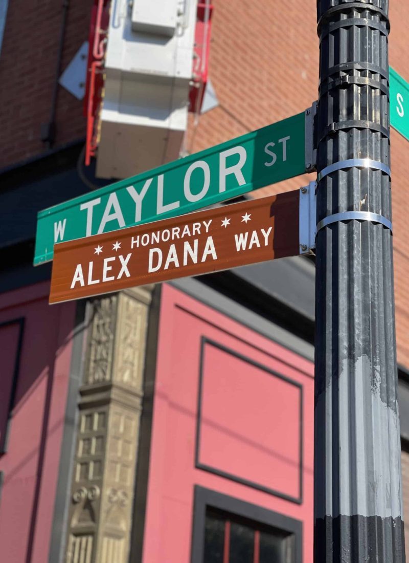 Taylor St Sign